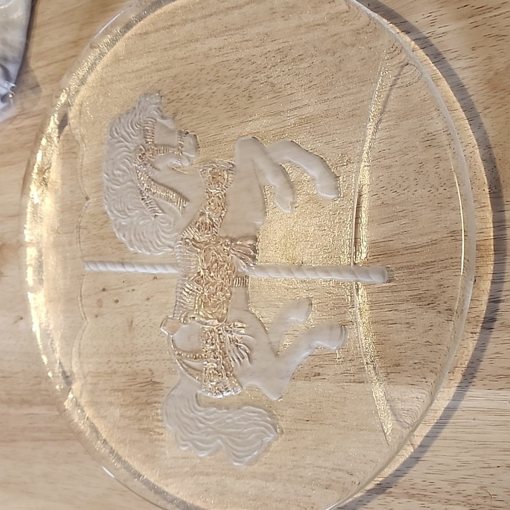 Glass unicorn plate